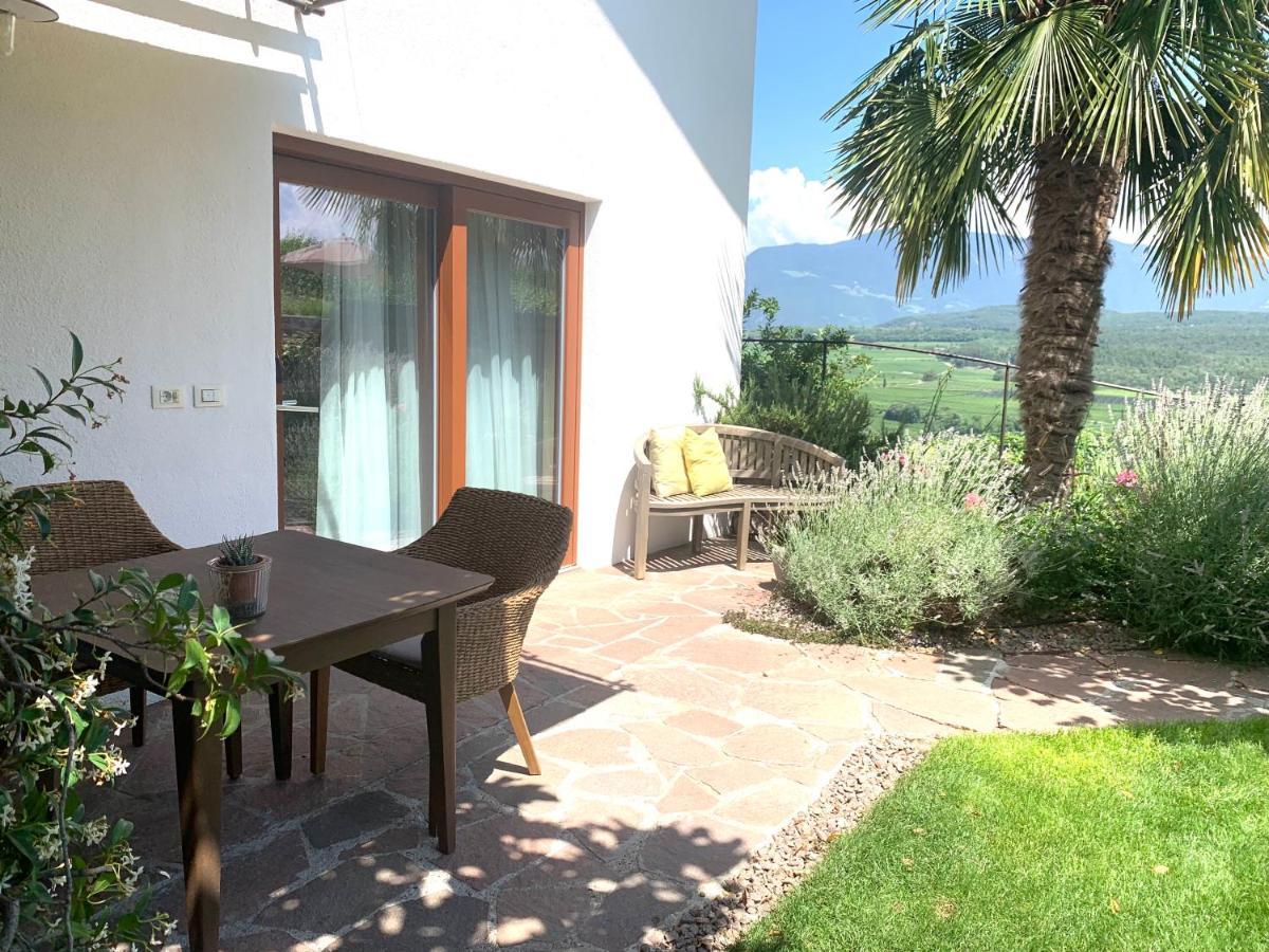 Weingut Weidlhof - Suite & Breakfast - Vacation For Wine Lovers Caldaro Exterior photo