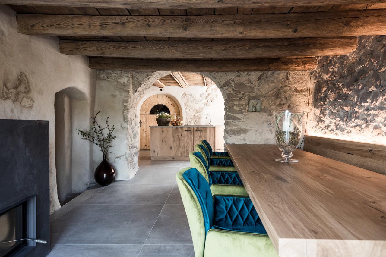 Weingut Weidlhof - Suite & Breakfast - Vacation For Wine Lovers Caldaro Exterior photo