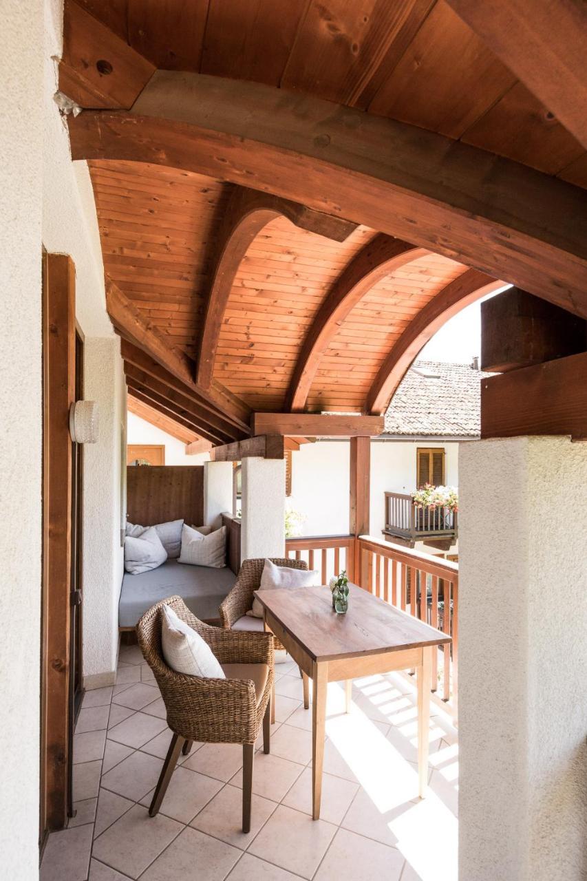 Weingut Weidlhof - Suite & Breakfast - Vacation For Wine Lovers Caldaro Exterior photo